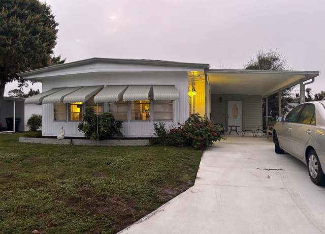 Property at 6437 Cypress Ln, Lantana, FL 33462, 2 beds, 2 baths