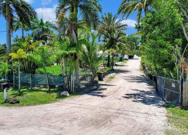 Property at 6561 Park Ln W, Lake Worth, FL 33449