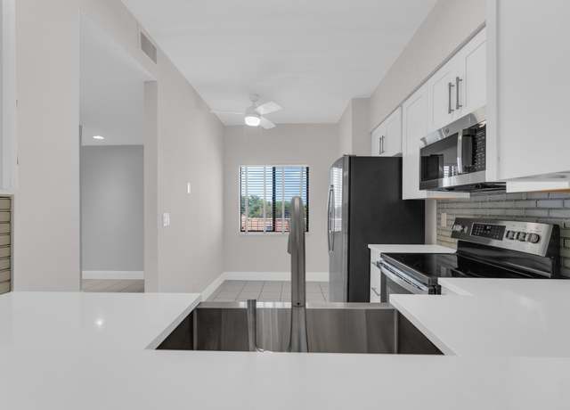 Property at 6241 Pointe Regal 402 Cir #402, Delray Beach, FL 33484, 2 beds, 2 baths