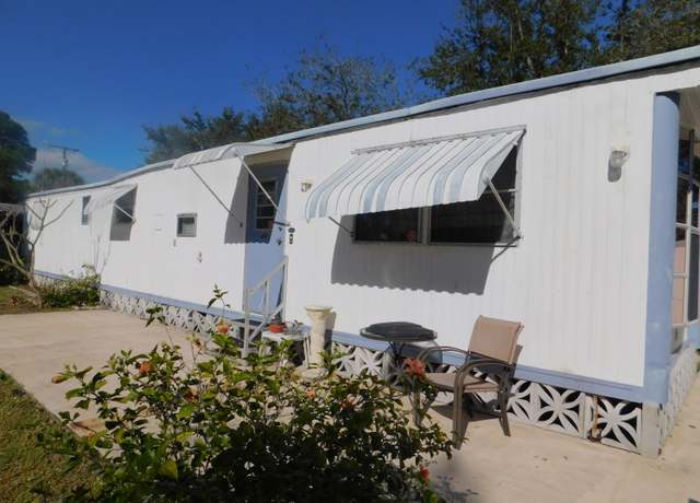 Property at 40 Tangerine Ave, Fort Pierce, FL 34982, 2 beds, 1.5 baths