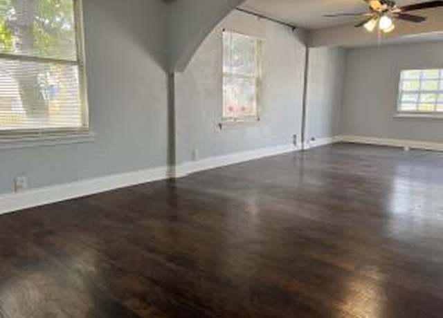 Property at 1108 State St, West Palm Beach, FL 33407, 3 beds, 1 bath