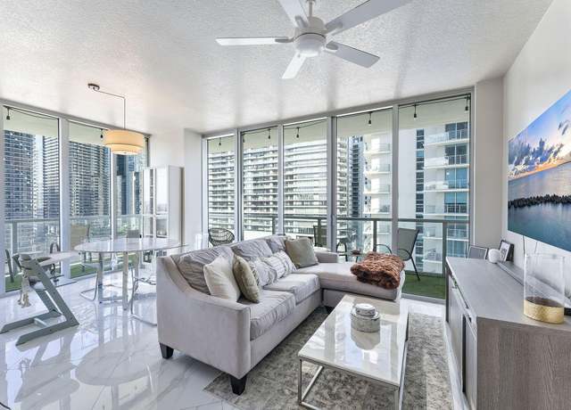 Property at 1111 SW 1st Ave Unit 2420-N, Miami, FL 33130, 2 beds, 2 baths