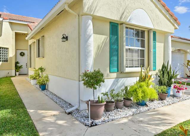 Property at 6095 Caladium Rd, Delray Beach, FL 33484, 3 beds, 2 baths