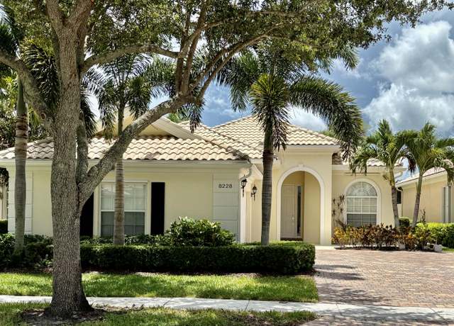 Property at 8228 Xanthus Ln, Wellington, FL 33414, 3 beds, 3 baths