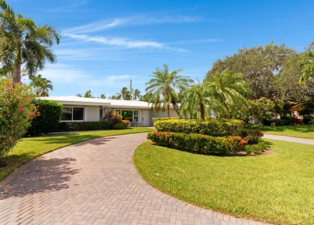 Property at 2720 SE 2nd Ct, Pompano Beach, FL 33062, 2 beds, 2 baths