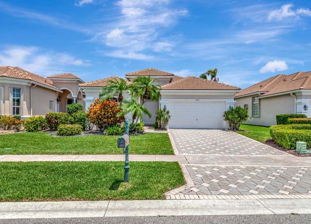 Property at 6943 Fairway Lakes Dr, Boynton Beach, FL 33472, 3 beds, 2 baths