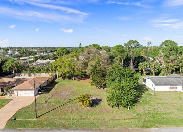 Property at 149 SE Fallon Dr, Port Saint Lucie, FL 34983