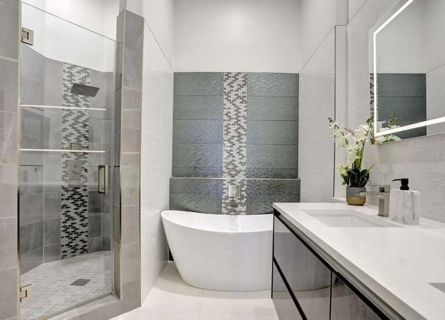 Property at 6584 Villa Sonrisa Dr #1122, Boca Raton, FL 33433, 3 beds, 2 baths