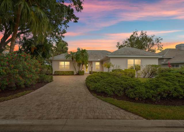 Property at 10206 Isle Of Pines Ct, Port Saint Lucie, FL 34986, 3 beds, 2.5 baths