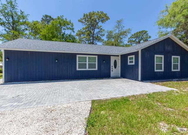 Property at 16932 W Aintree Drive Dr W, Loxahatchee, FL 33470, 3 beds, 2 baths