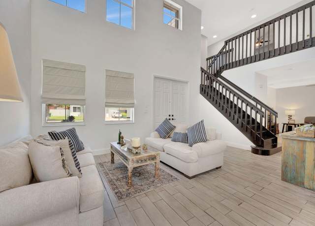 Property at 13838 SW 41 Ter, Miami, FL 33175, 4 beds, 2.5 baths
