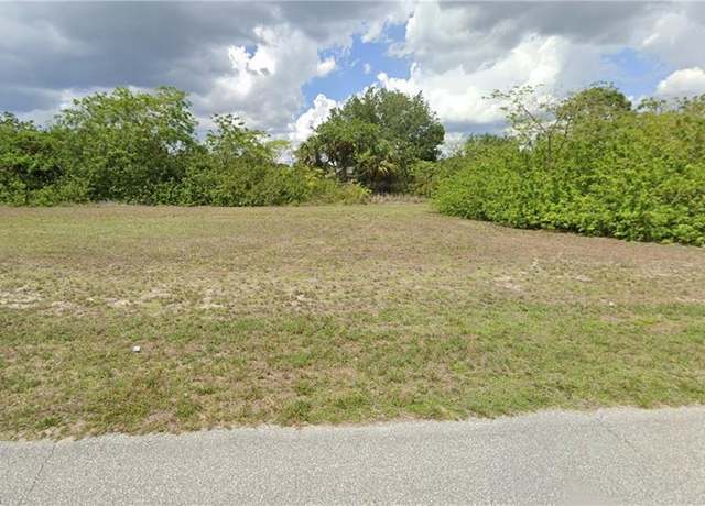 Property at 2137 NE 27th St, Cape Coral, FL 33909