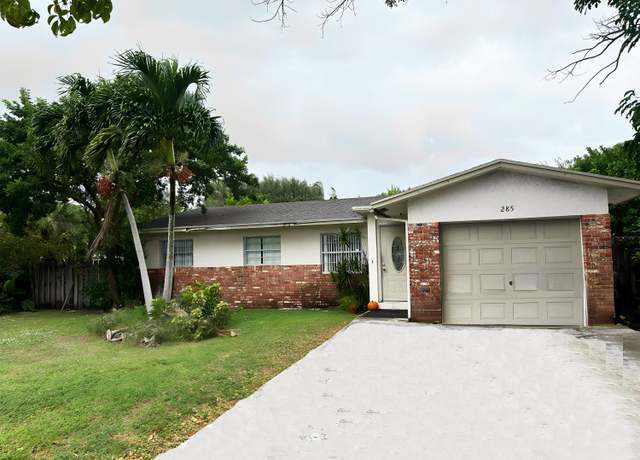 Property at 285 NW 35th St, Boca Raton, FL 33431, 3 beds, 2 baths