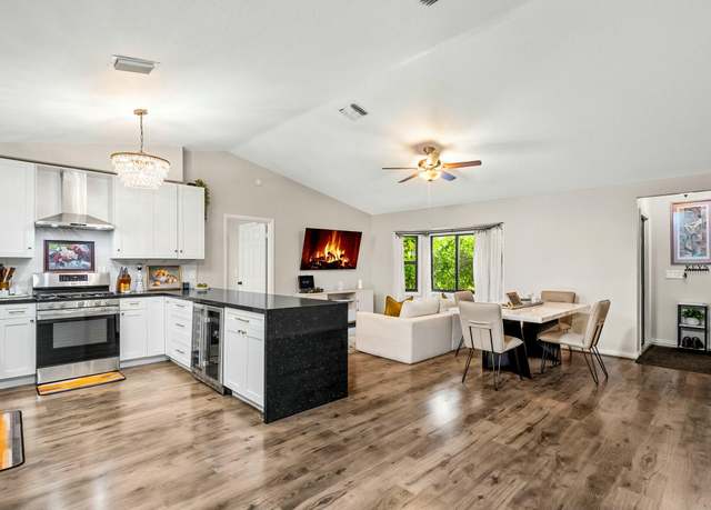 Property at 17925 31st Rd N, Loxahatchee, FL 33470, 3 beds, 2 baths