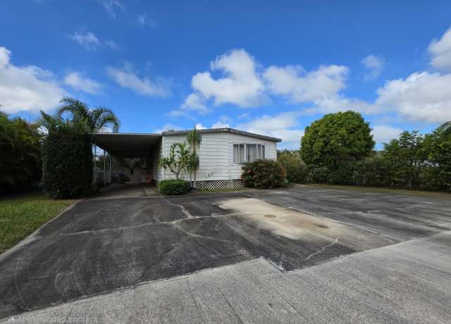 Property at 182 SE Riverbend St, Stuart, FL 34997, 2 beds, 2 baths