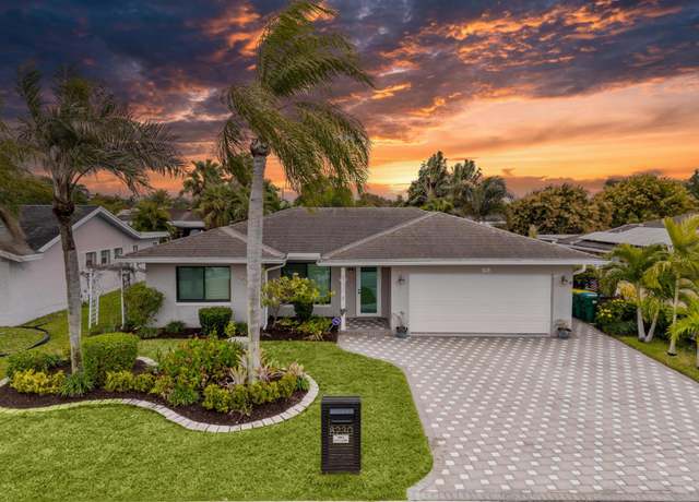 Property at 8230 NW 95th Ave, Tamarac, FL 33321, 3 beds, 2 baths