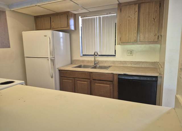 Property at 2050 N Congress Ave #407, West Palm Beach, FL 33401, 2 beds, 2 baths