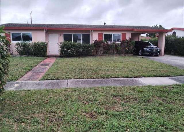 Property at 321 W 18th St, Riviera Beach, FL 33404, 3 beds, 2 baths