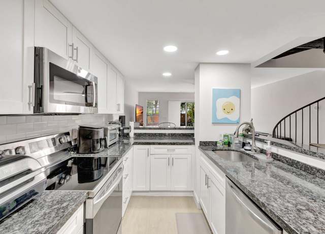 Property at 640 Tennis Club Dr #108, Fort Lauderdale, FL 33311, 2 beds, 2 baths