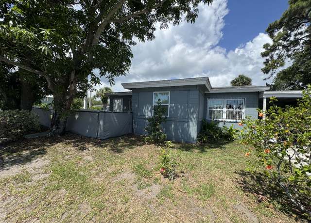 Property at 1801 N 25th St, Fort Pierce, FL 34947, 2 beds, 1 bath