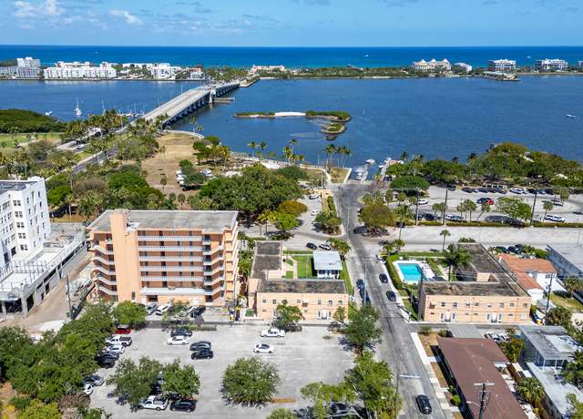 Property at 31 S Golfview Rd #11, Lake Worth Beach, FL 33460, 1 bath