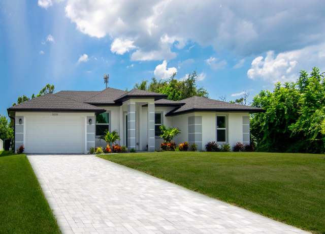 Property at 10235 Stonecrop Ave, Englewood, FL 34224, 4 beds, 2 baths