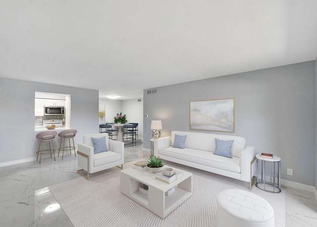 Property at 9960 Pineapple Tree Dr #107, Boynton Beach, FL 33436, 2 beds, 2 baths