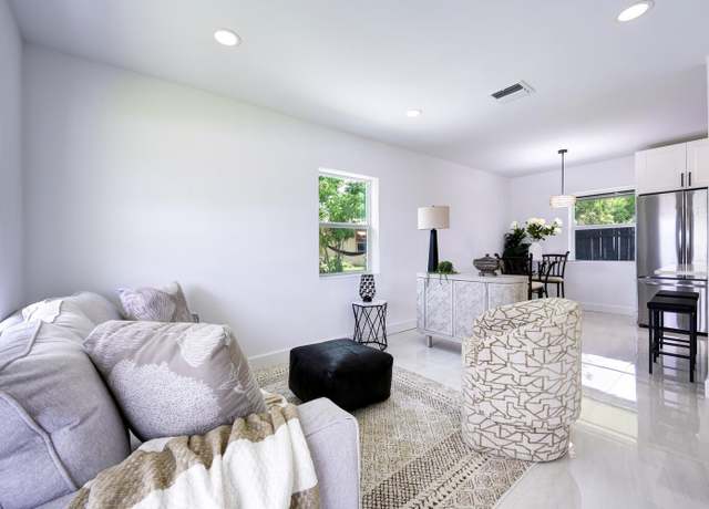 Property at 1314 S B St, Lake Worth Beach, FL 33460, 3 beds, 1 bath