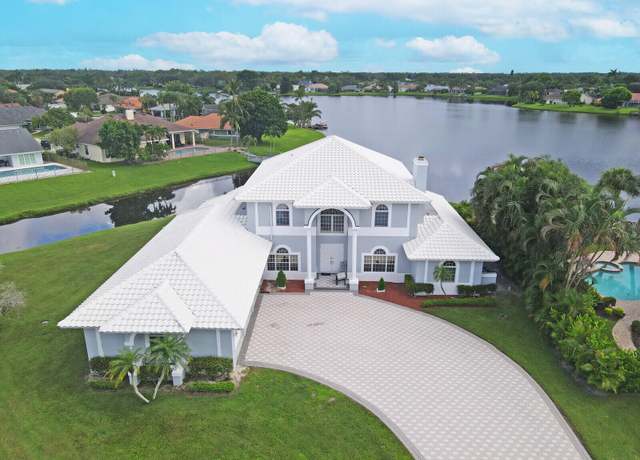 Property at 2000 Henley Pl, Wellington, FL 33414, 5 beds, 5.5 baths