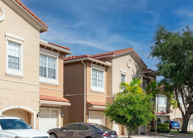 Property at 4891 Bonsai Cir #105, Palm Beach Gardens, FL 33418, 3 beds, 2.5 baths