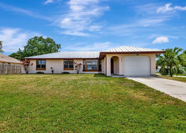 Property at 2274 SE Seamist St, Port Saint Lucie, FL 34952, 3 beds, 2 baths