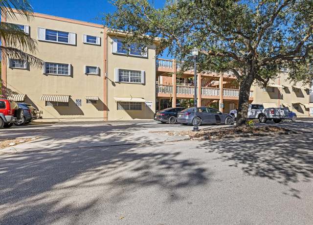 Property at 1943 Monroe St Unit 110d, Hollywood, FL 33020, 2 beds, 2 baths