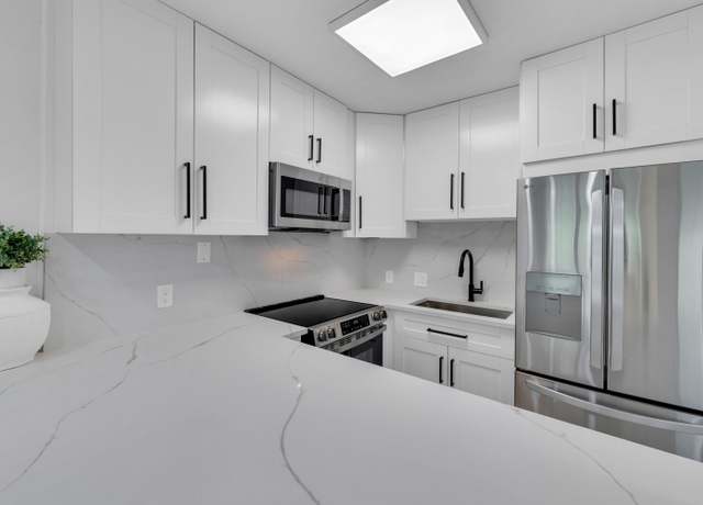 Property at 76 Mansfield B #76, Boca Raton, FL 33434, 1 bed, 1.5 baths