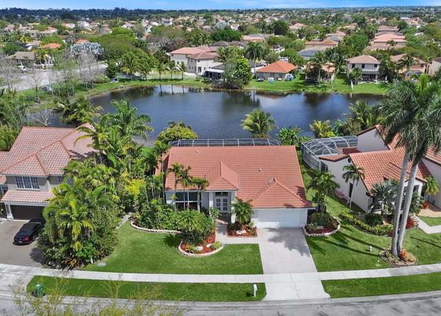 Property at 1311 NW 193rd Ave, Pembroke Pines, FL 33029, 4 beds, 2.5 baths