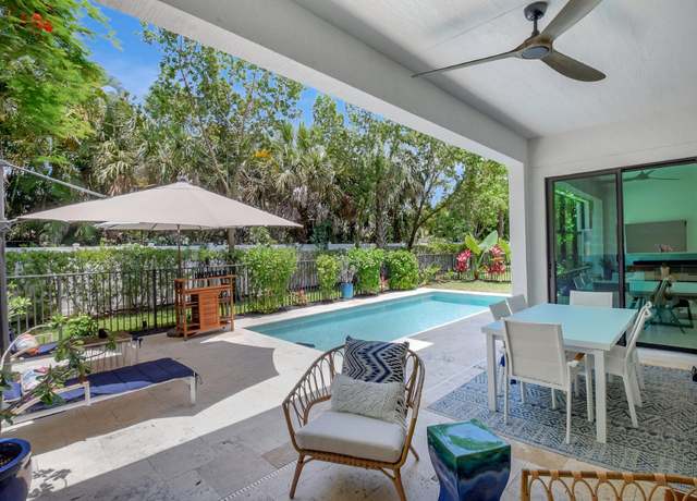 Property at 7180 Villamar Way, Lake Worth, FL 33463, 5 beds, 4 baths
