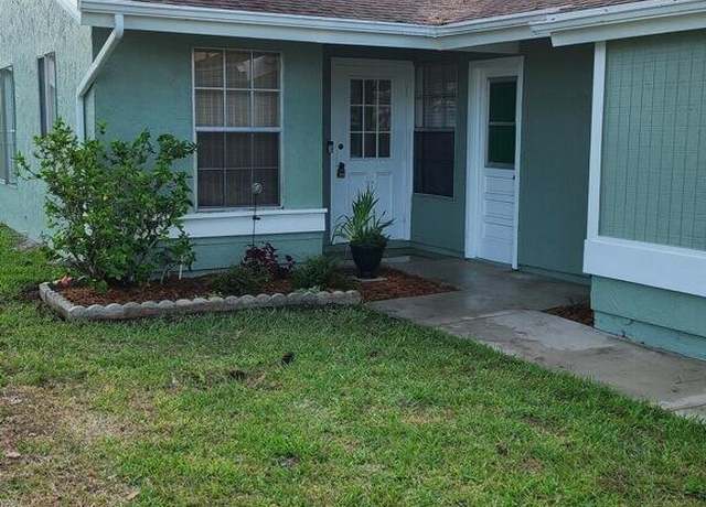 Property at 1720 SE Linpark Ct, Port Saint Lucie, FL 34952, 2 beds, 1 bath