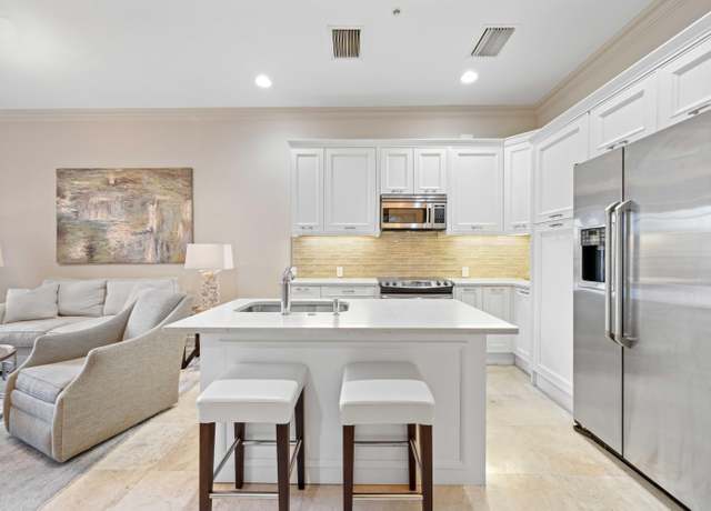 Property at 150 NE 6th Ave Unit K, Delray Beach, FL 33483, 3 beds, 3.5 baths
