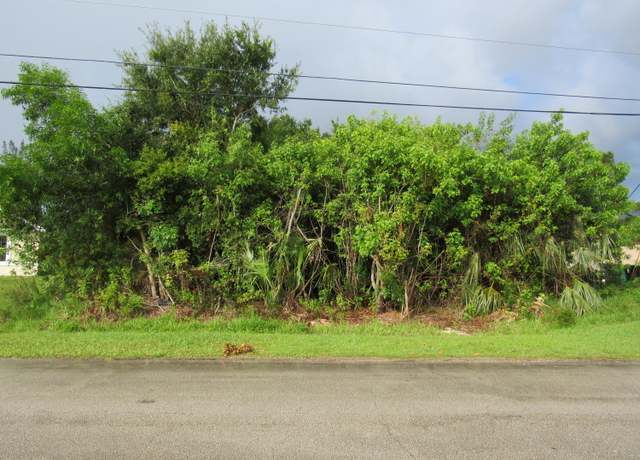 Property at 5246 NW East Piper Cir, Port Saint Lucie, FL 34986