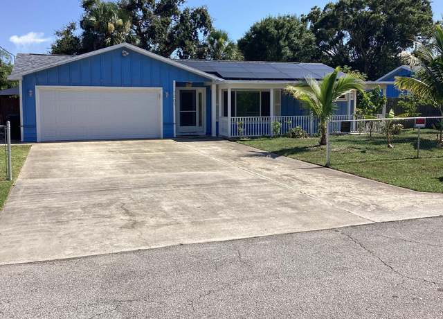 Property at 7205 Penny Ln, Fort Pierce, FL 34951, 2 beds, 2 baths