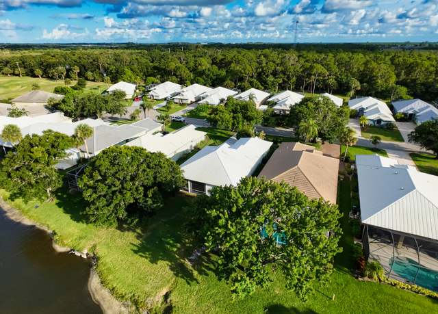 Property at 9412 Poinciana Ct, Fort Pierce, FL 34951, 3 beds, 2 baths