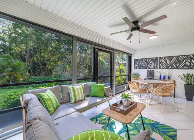 Property at 21864 Arriba Real Unit 3 E, Boca Raton, FL 33433, 2 beds, 2.5 baths