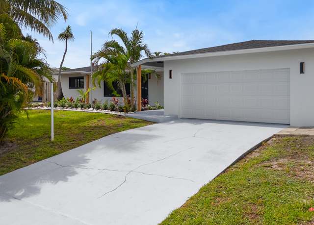 Property at 3914 Holly Dr, Palm Beach Gardens, FL 33410, 3 beds, 2 baths