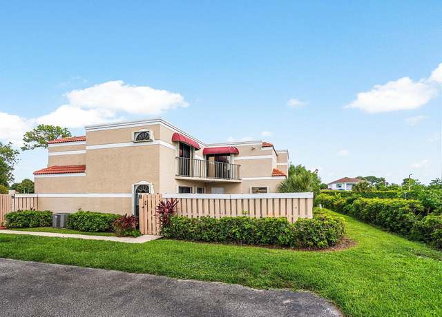 Property at 3650 Village Dr Unit B, Delray Beach, FL 33445, 3 beds, 3 baths