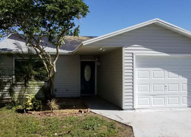 Property at 1656 3rd Ct SW, Vero Beach, FL 32962, 3 beds, 2 baths