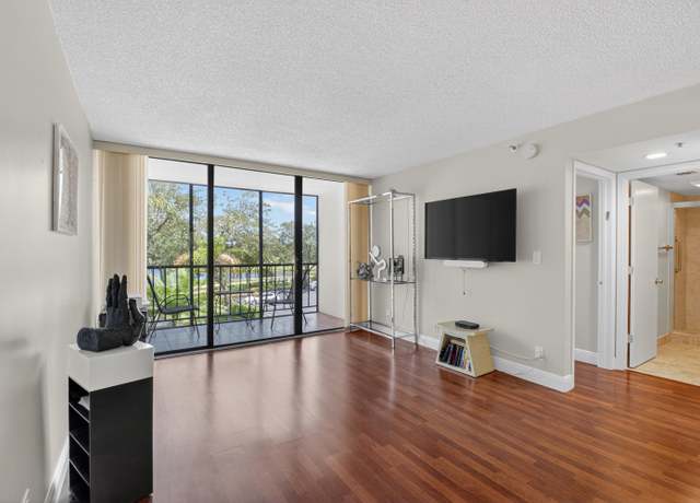 Property at 7847 Lakeside Blvd #1033, Boca Raton, FL 33434, 2 beds, 2 baths