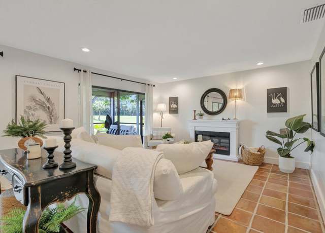 Property at 27 Westgate Ln Unit C, Boynton Beach, FL 33436, 3 beds, 2 baths