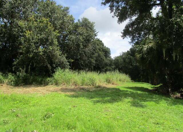 Property at 1662 Sunport Rd, Sebastian, FL 32958
