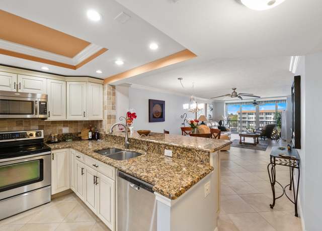 Property at 910 Dogwood 544 Dr #544, Delray Beach, FL 33483, 2 beds, 2 baths