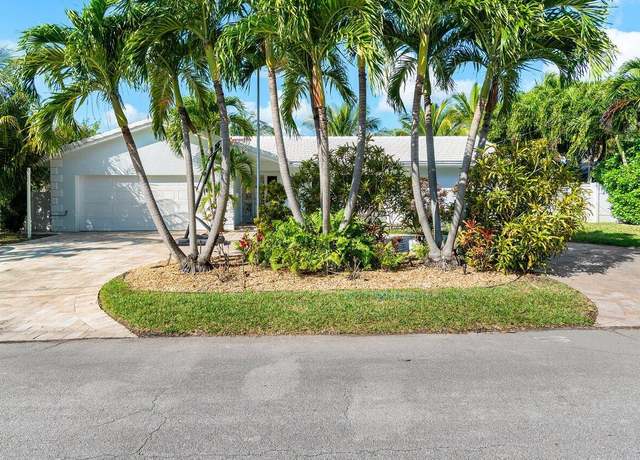 Property at 605 NW 10th Ct, Boca Raton, FL 33486, 4 beds, 3 baths