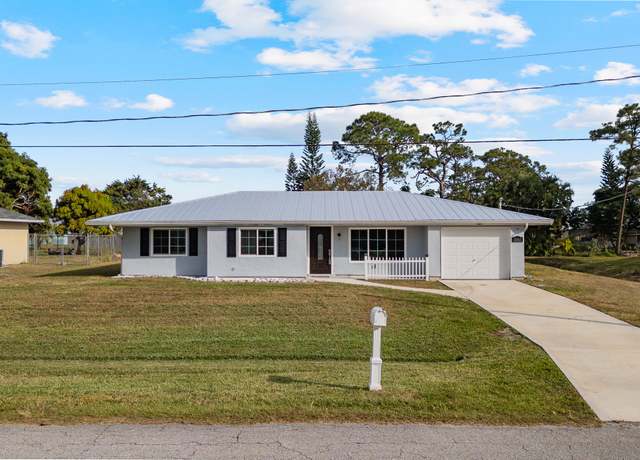 Property at 2161 SE Aneci St, Port Saint Lucie, FL 34984, 3 beds, 2 baths